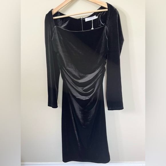 ASTR The Label Virginia Dress Heavy Velour Square Neck XL New with tags - Picture 2 of 9